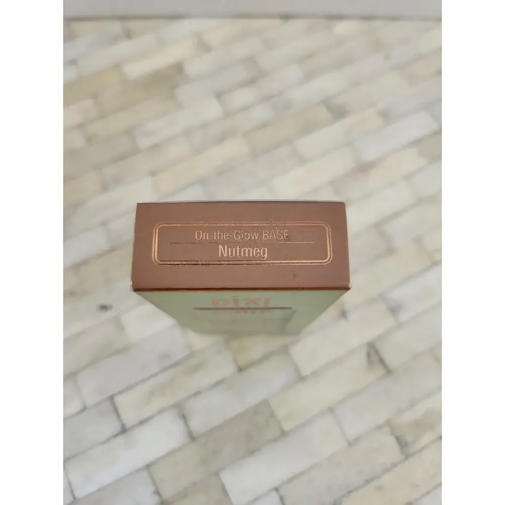 Pixi by Petra On-the-Glow Base Nutmeg NEW